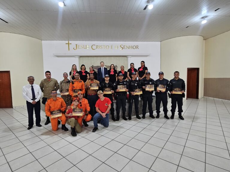 Policiais Militares e Bombeiros são homenageados em Coxim
