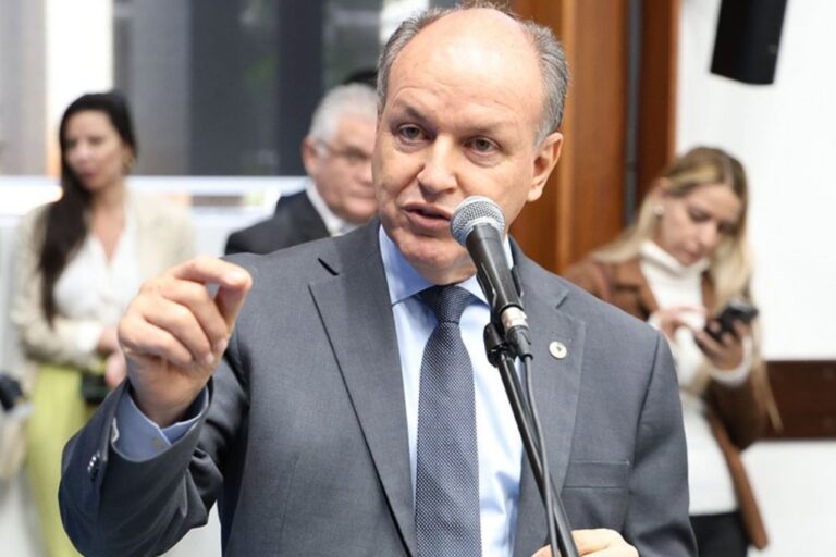 Paraíso das Águas garante R$50 mil e veículo com apoio de deputado estadual