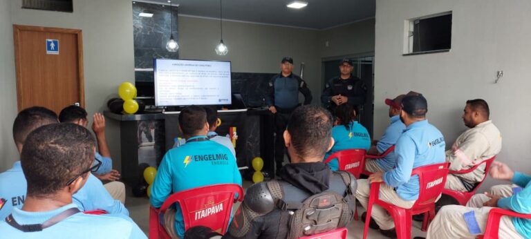 Polícia Militar realiza palestra educativa da campanha Maio Amarelo em Coxim