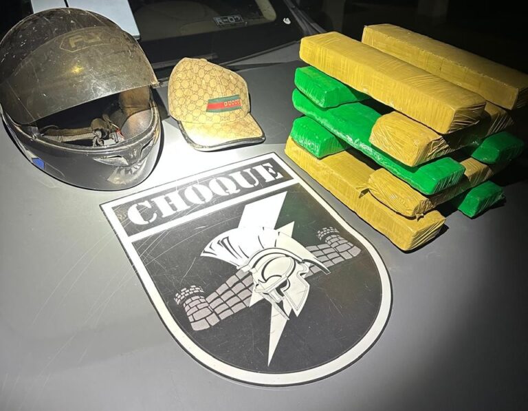 Polícia Militar apreende armas e drogas em Coxim